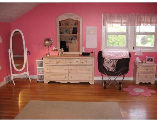 12 Emerson Road Northborough, MA 01532 - Photo 21 of 22 Gallery Image 21
