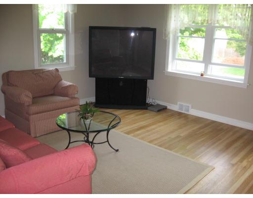 12 Emerson Road Northborough, MA 01532 - Photo 4 of 22 Gallery Image 4