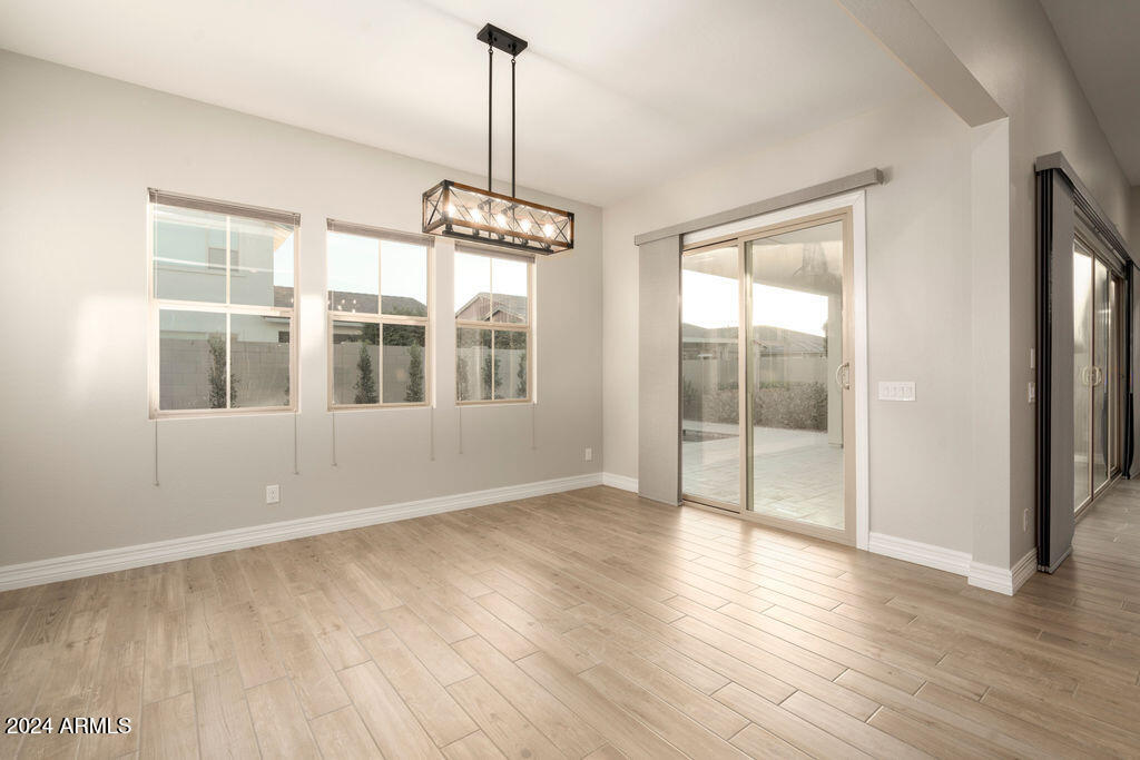 3717 East Appaloosa Road Gilbert, AZ 85296 - Photo 12 of 35 24