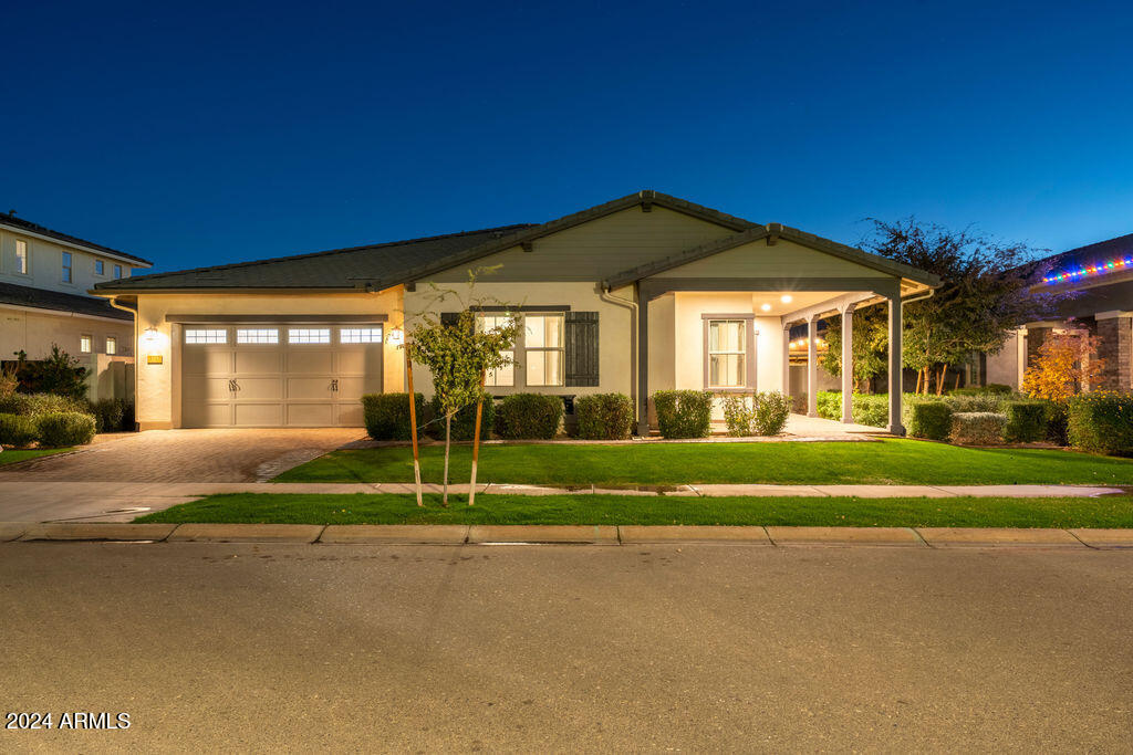 3717 East Appaloosa Road Gilbert, AZ 85296 - Photo 29 of 35 18