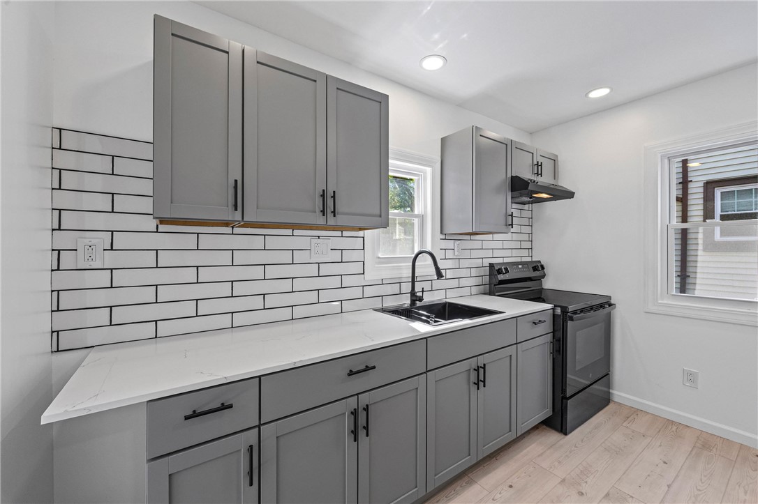 20 Kron Street Rochester, NY 14619 - Photo 15 of 44