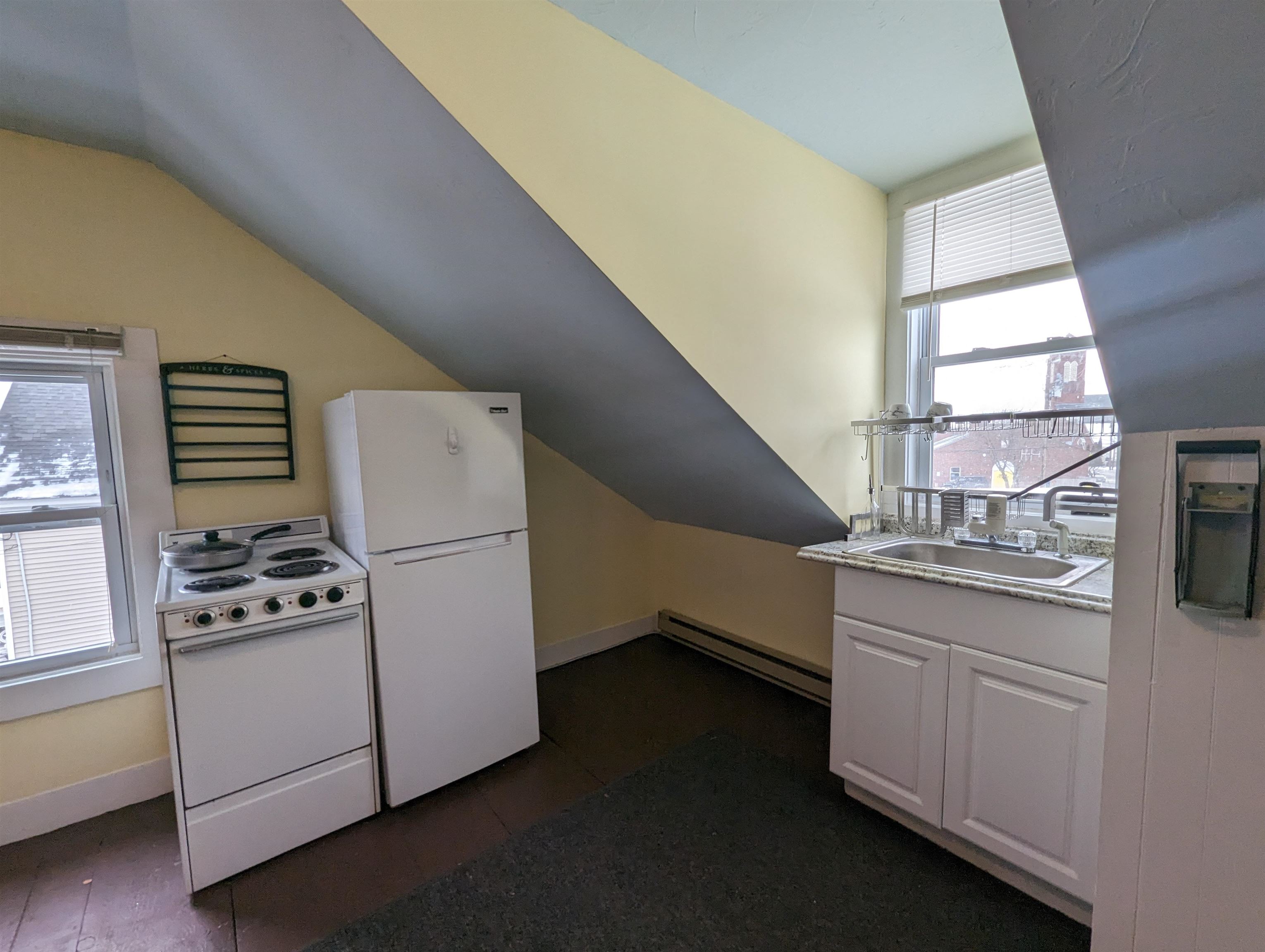 8 6th Street, Unit C Dover, NH 03820 - Photo 3 of 8