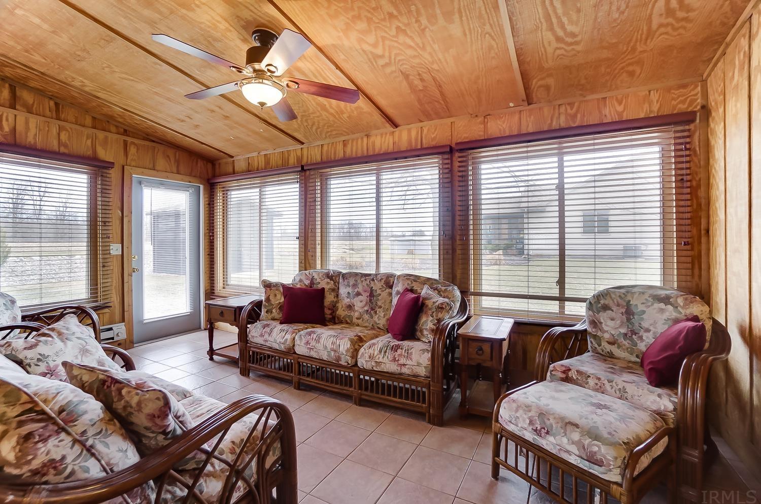 313 Meadowmere Drive Butler, IN 46721 - Photo 17 of 33