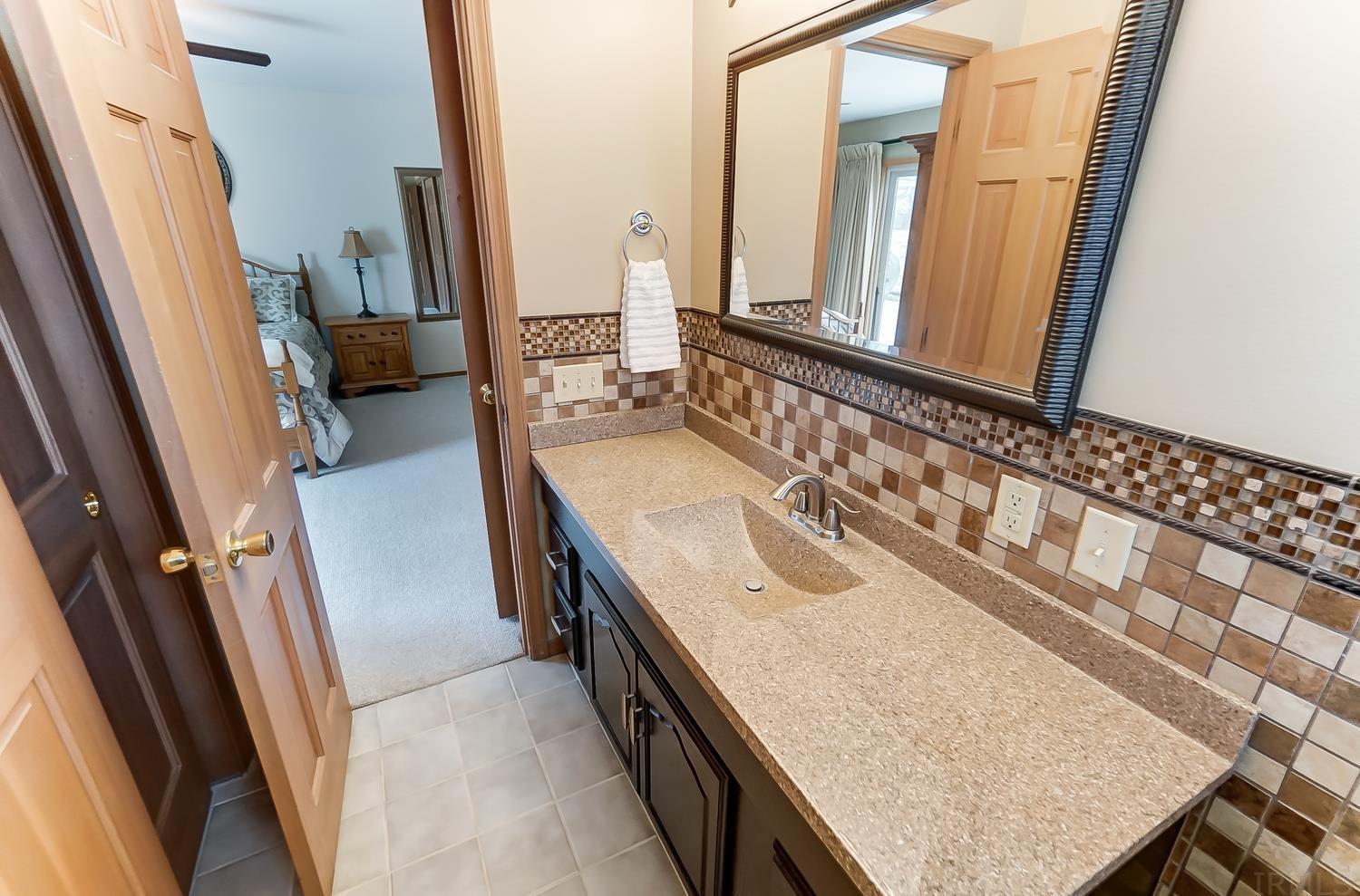 313 Meadowmere Drive Butler, IN 46721 - Photo 22 of 33
