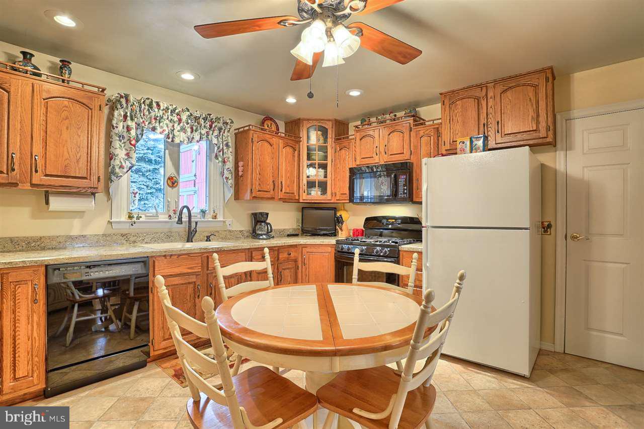 2320 Birch Road York, PA 17408 - Photo 11 of 36