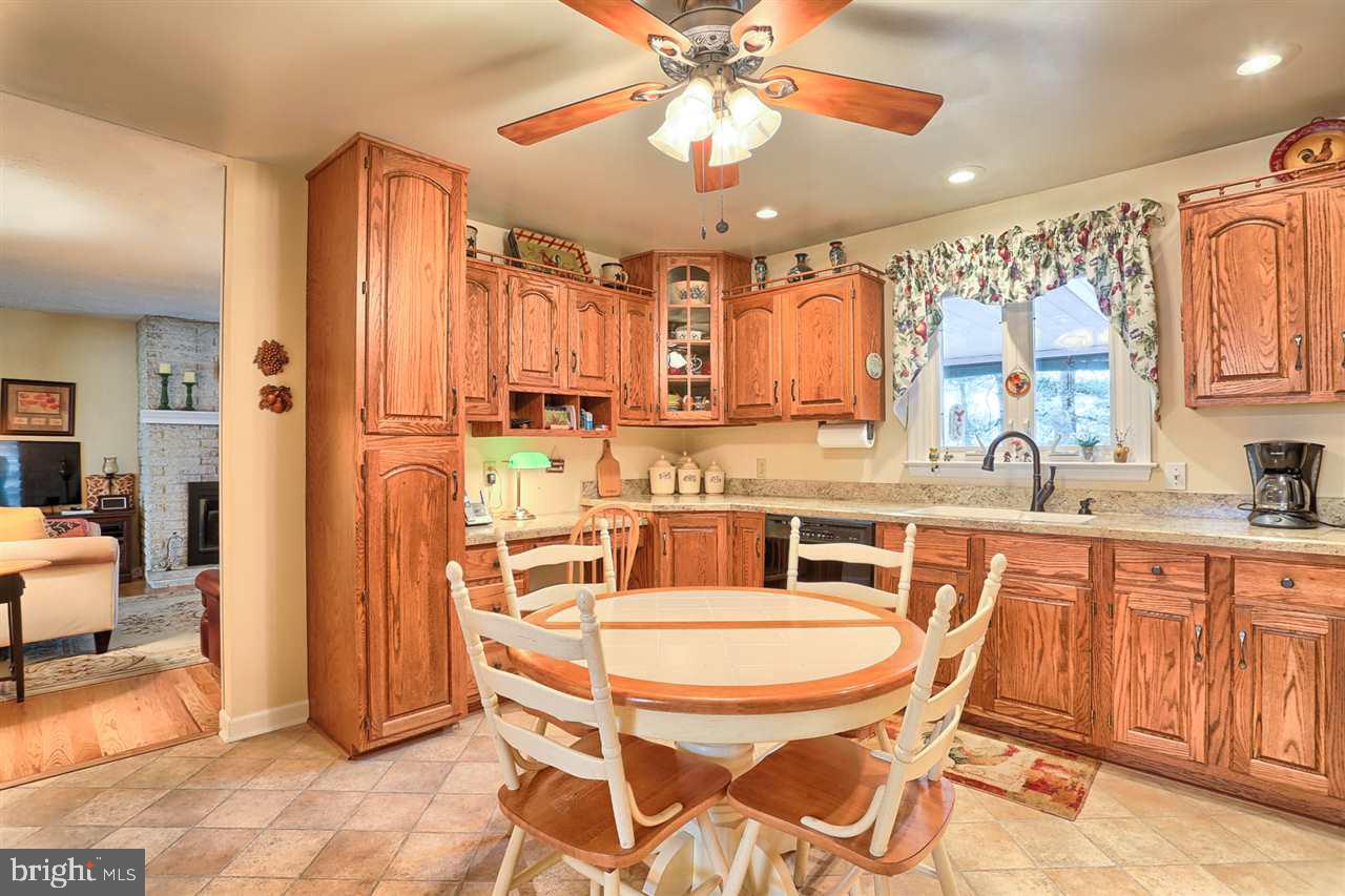 2320 Birch Road York, PA 17408 - Photo 12 of 36