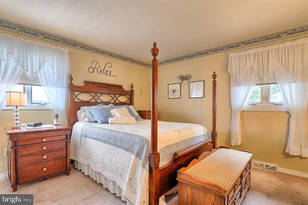 2320 Birch Road York, PA 17408 - Photo 17 of 36