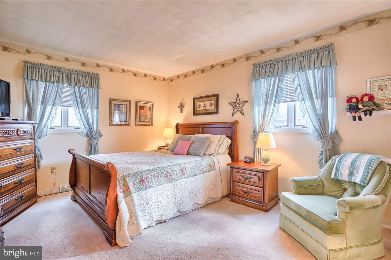 2320 Birch Road York, PA 17408 - Photo 21 of 36