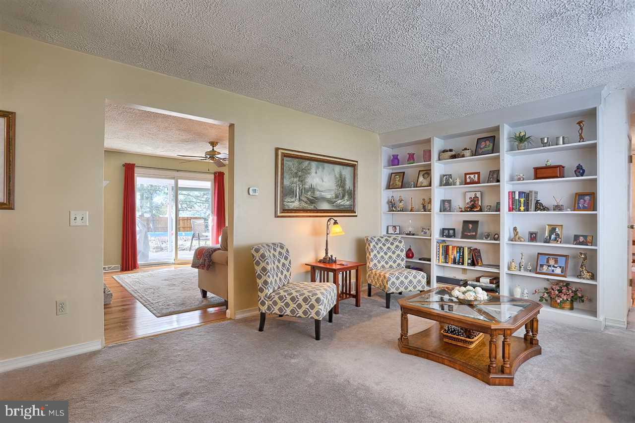 2320 Birch Road York, PA 17408 - Photo 5 of 36