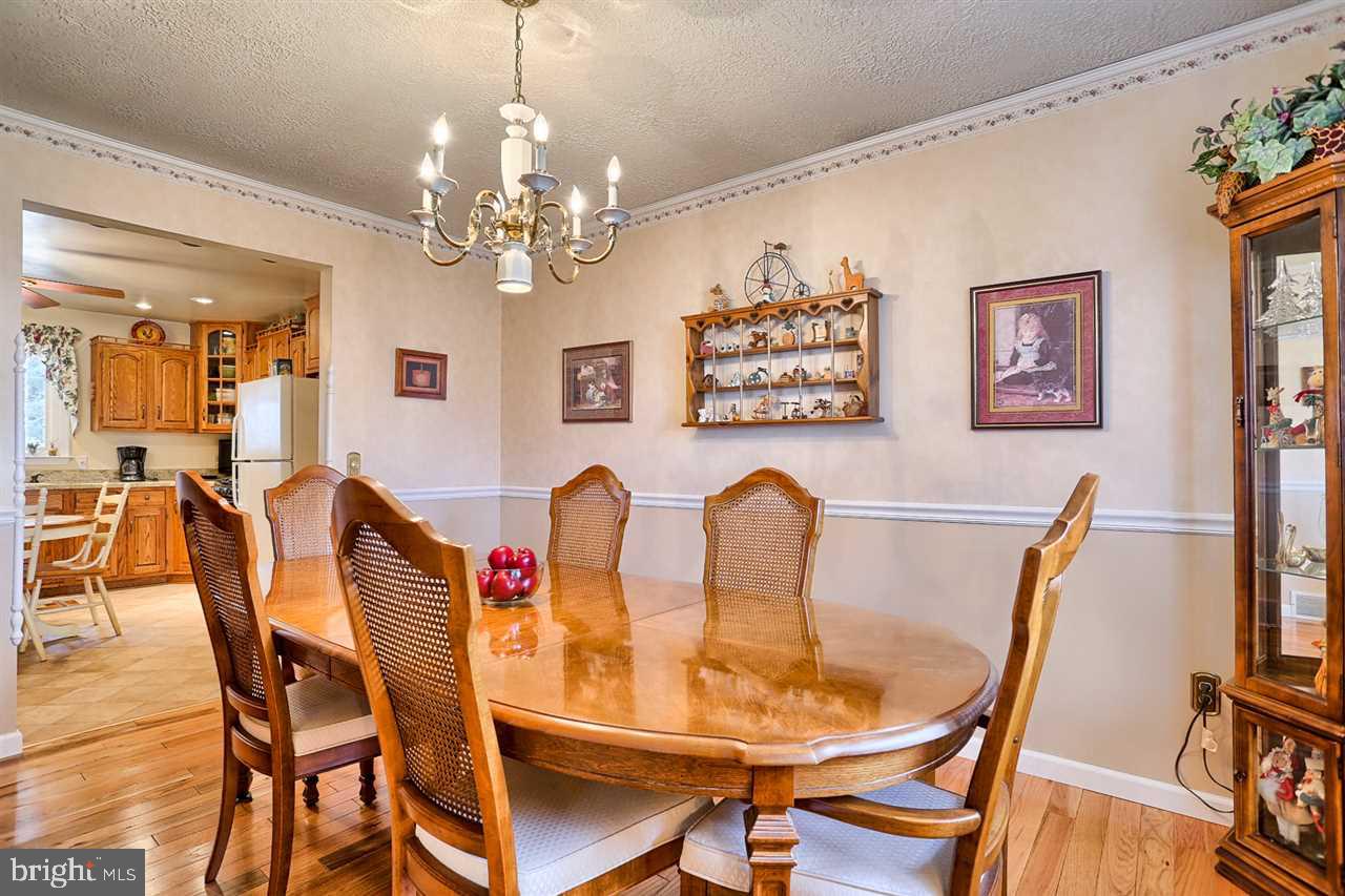 2320 Birch Road York, PA 17408 - Photo 7 of 36