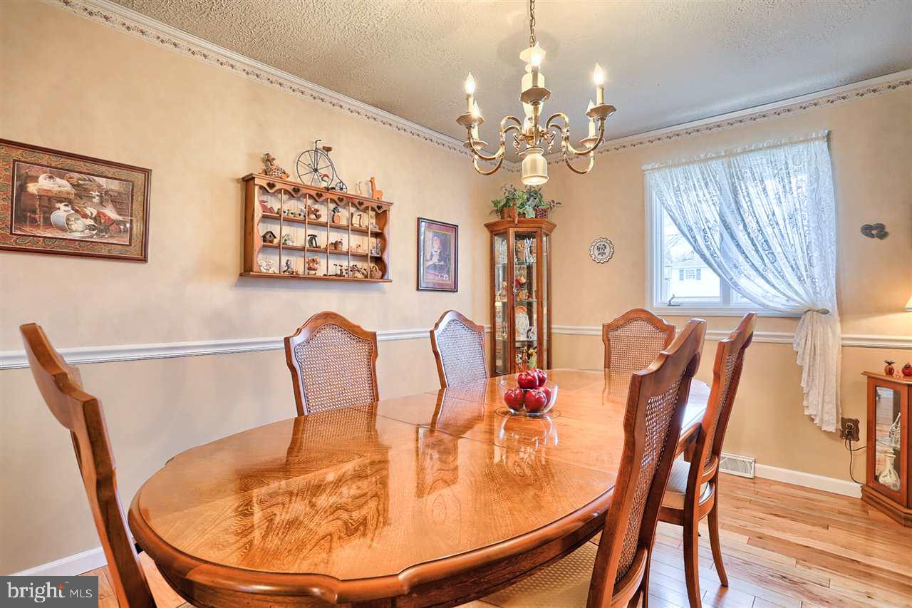 2320 Birch Road York, PA 17408 - Photo 8 of 36