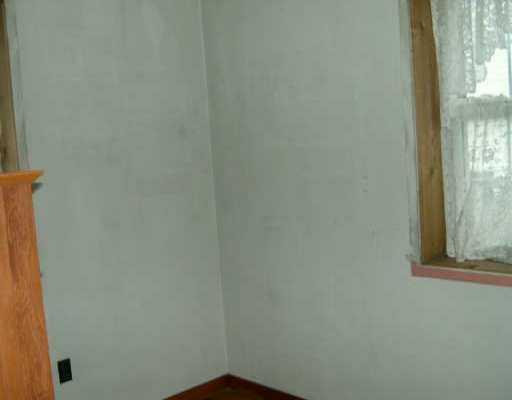 1235 Sugar Hollow Road Apollo, PA 15613 - Photo 3 of 7 Den/Family/Great Room.