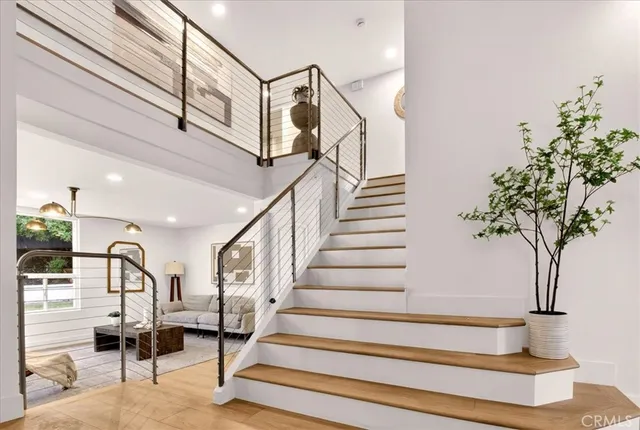 a view of entryway and hall