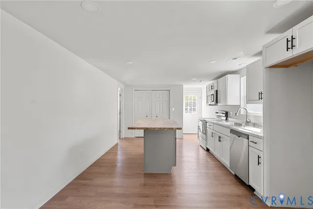 $193,000 | 605 High School Street, Emporia, VA 23847