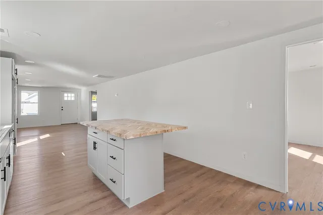 $193,000 | 605 High School Street, Emporia, VA 23847