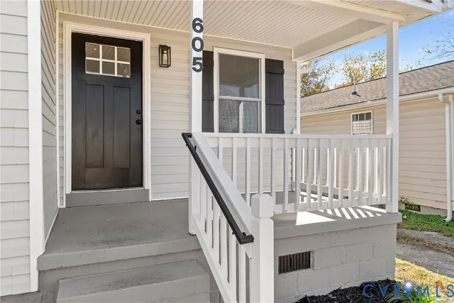 $193,000 | 605 High School Street, Emporia, VA 23847