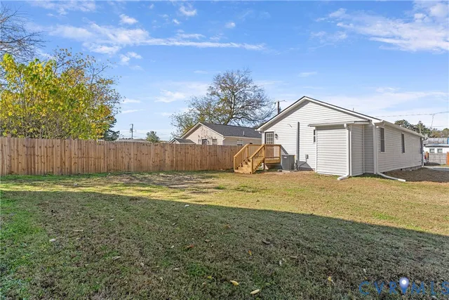 $193,000 | 605 High School Street, Emporia, VA 23847