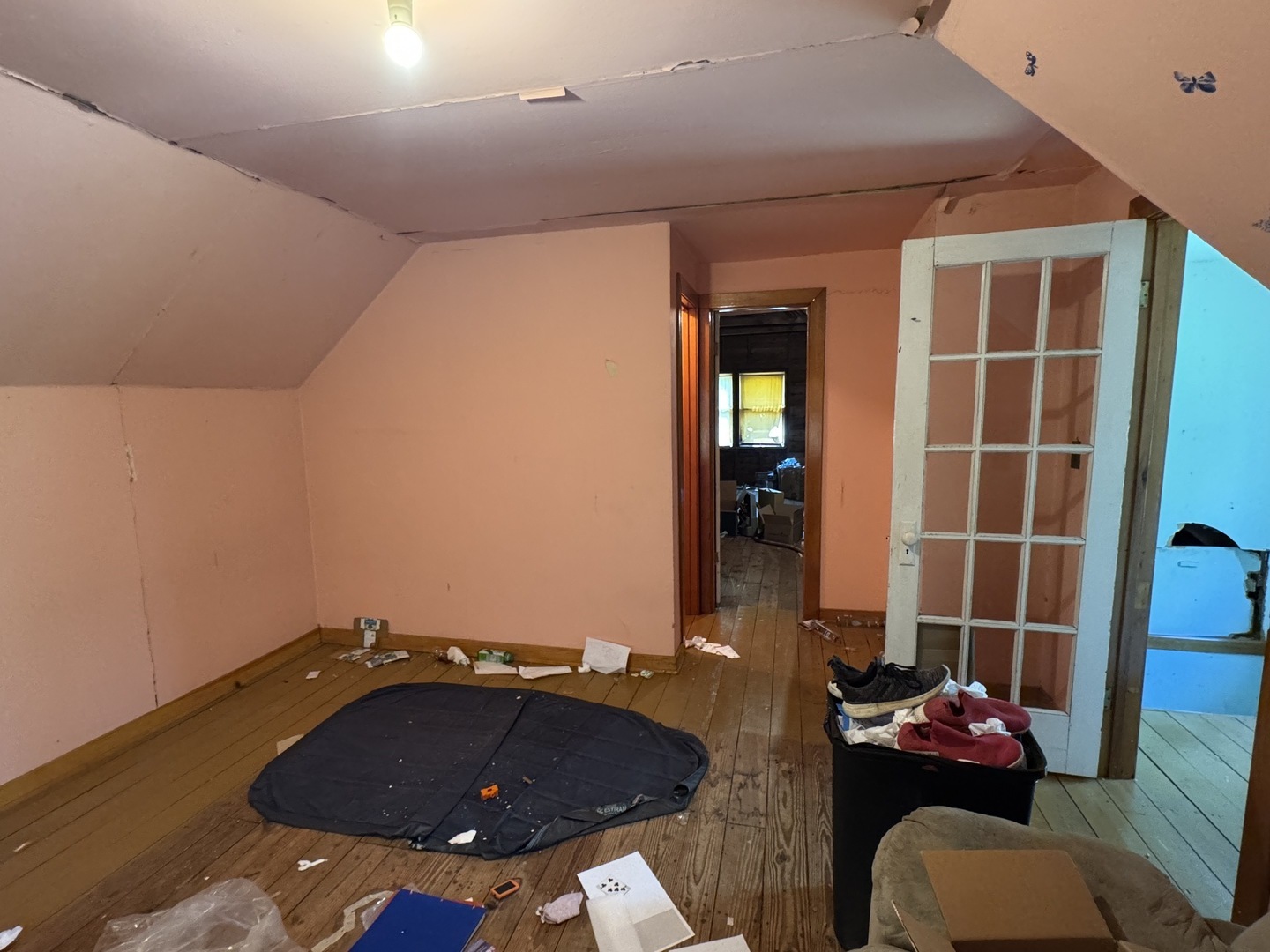 3226 181st Street Lansing, IL 60438 - Photo 11 of 38 a room with furniture and air conditioner