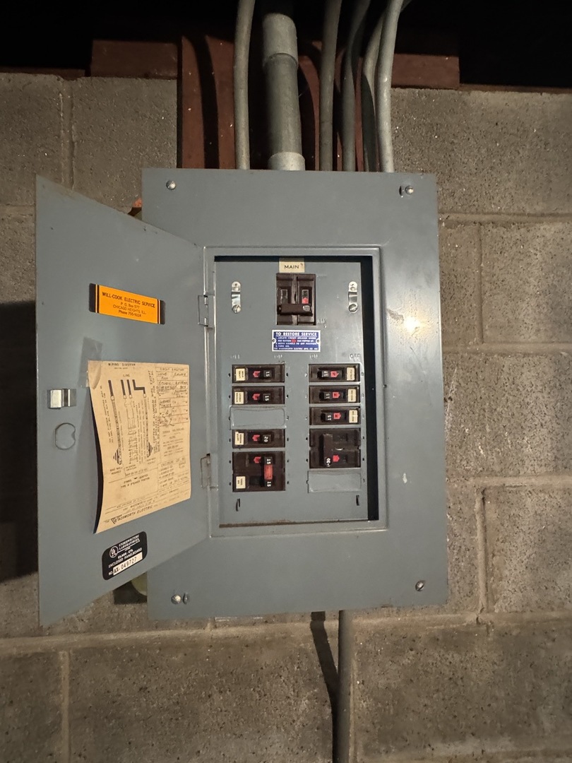 3226 181st Street Lansing, IL 60438 - Photo 34 of 38