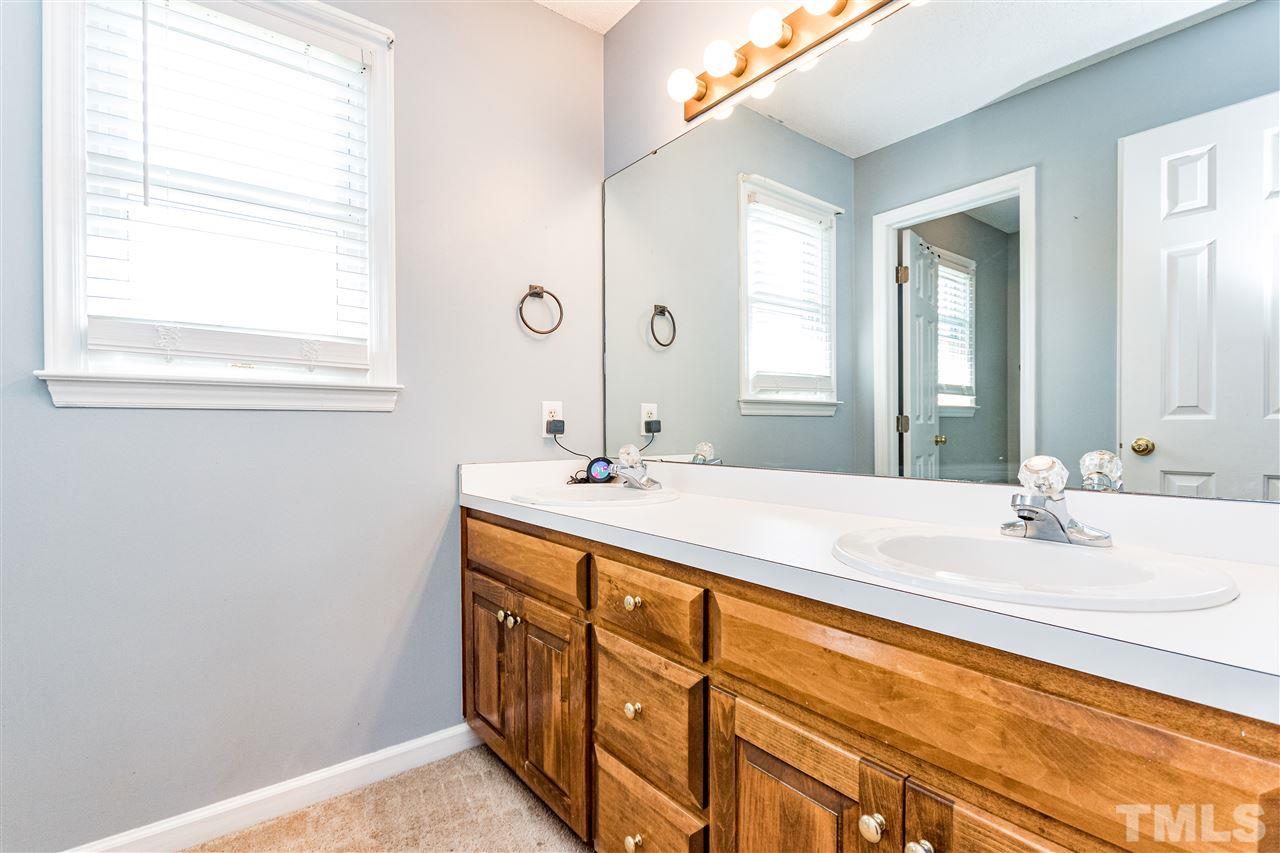 512 Jordan Ridge Lane Raleigh, NC 27603 - Photo 15 of 21