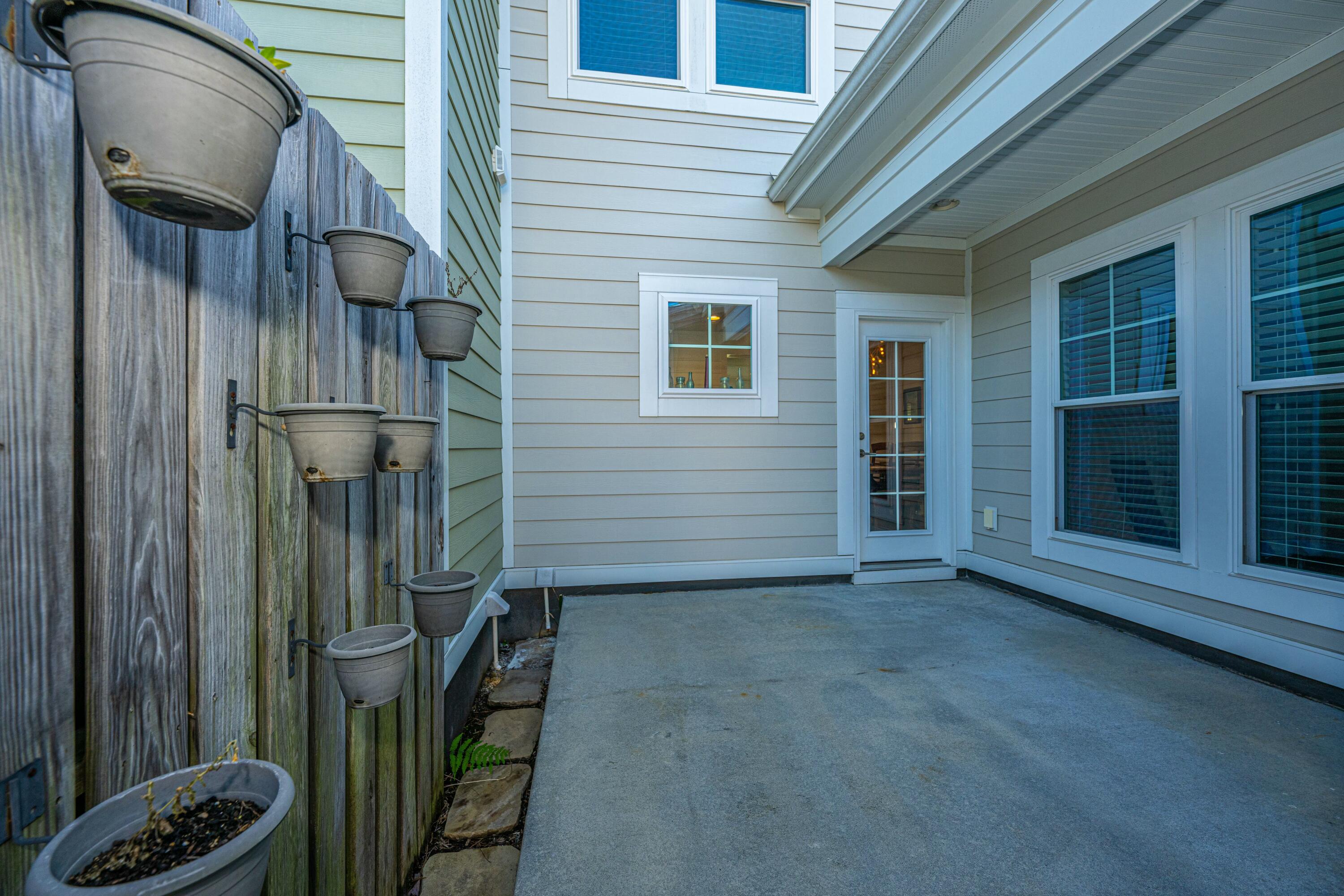 1395 Tollison Path Mount Pleasant, SC 29466 - Photo 27 of 48 Outdoor patio