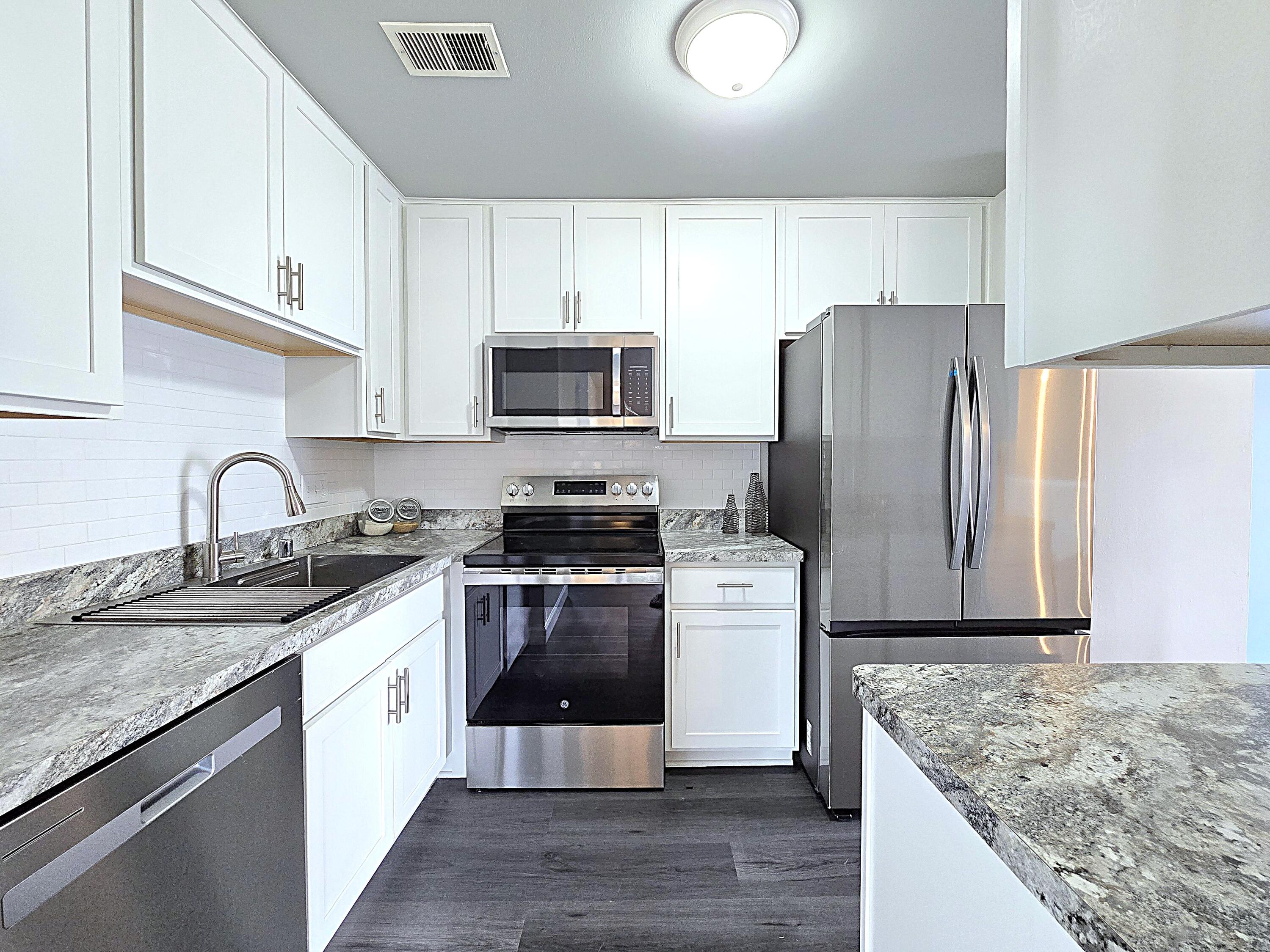 6322 South 20th Street Milwaukee, WI 53221 - Photo 1 of 34 All New Kitchen