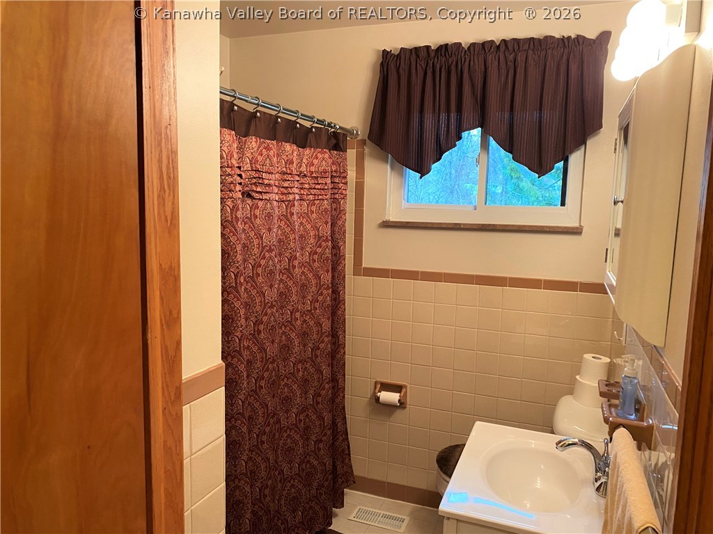 112 Winters Drive Ripley, WV 25271 - Photo 13 of 30 Gallery Image 13