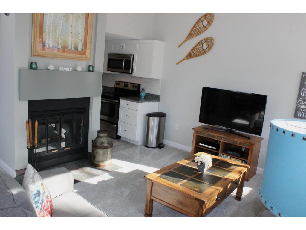 17 Granite Road, Unit 2 Lincoln, NH 03251 - Photo 4 of 28