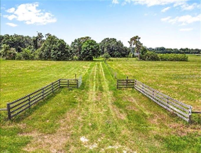3 Sweat Loop Road Wimauma, FL 33598 - Photo 1 of 1 Entrance