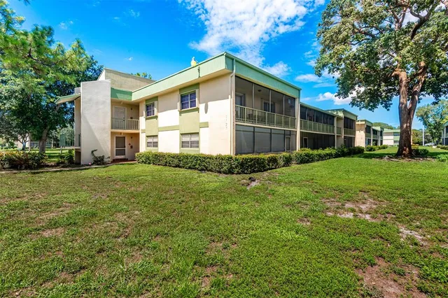 $1,900 | 4123 Northwest 88th Avenue, Unit 206, Coral Springs, FL 33065