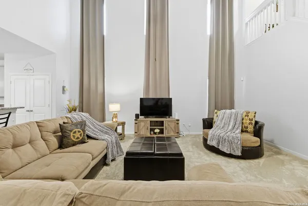 $2,395 | 8319 Percheron Pass, San Antonio, TX 78254
