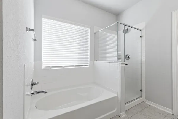 $2,395 | 8319 Percheron Pass, San Antonio, TX 78254