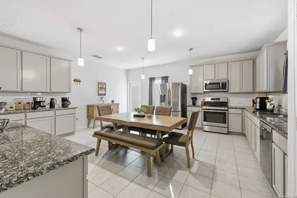 $2,395 | 8319 Percheron Pass, San Antonio, TX 78254