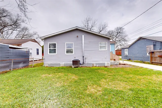 a view of a bathroom
