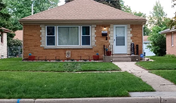 $249,900 | 3922 North 80th Street, Milwaukee, WI 53222