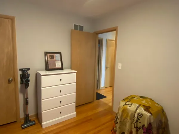 $249,900 | 3922 North 80th Street, Milwaukee, WI 53222