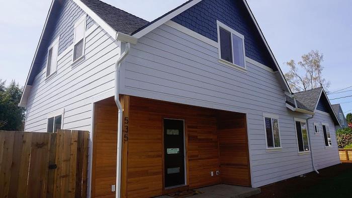 535 E Street Independence, OR 97351 - Photo 2 of 37