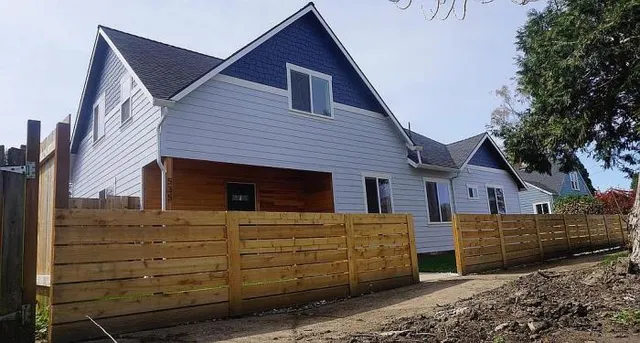 $555,000 | 535 E Street, Independence, OR 97351