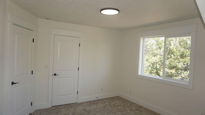 535 E Street Independence, OR 97351 - Photo 29 of 37