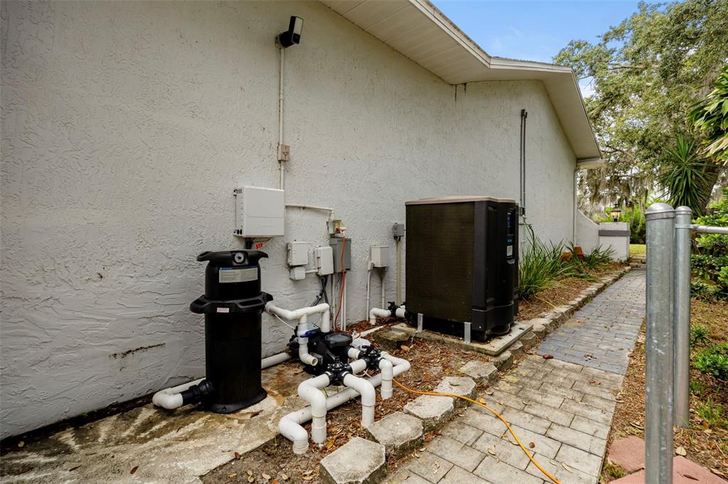 818 Eunice Drive Tarpon Springs, FL 34689 - Photo 38 of 59