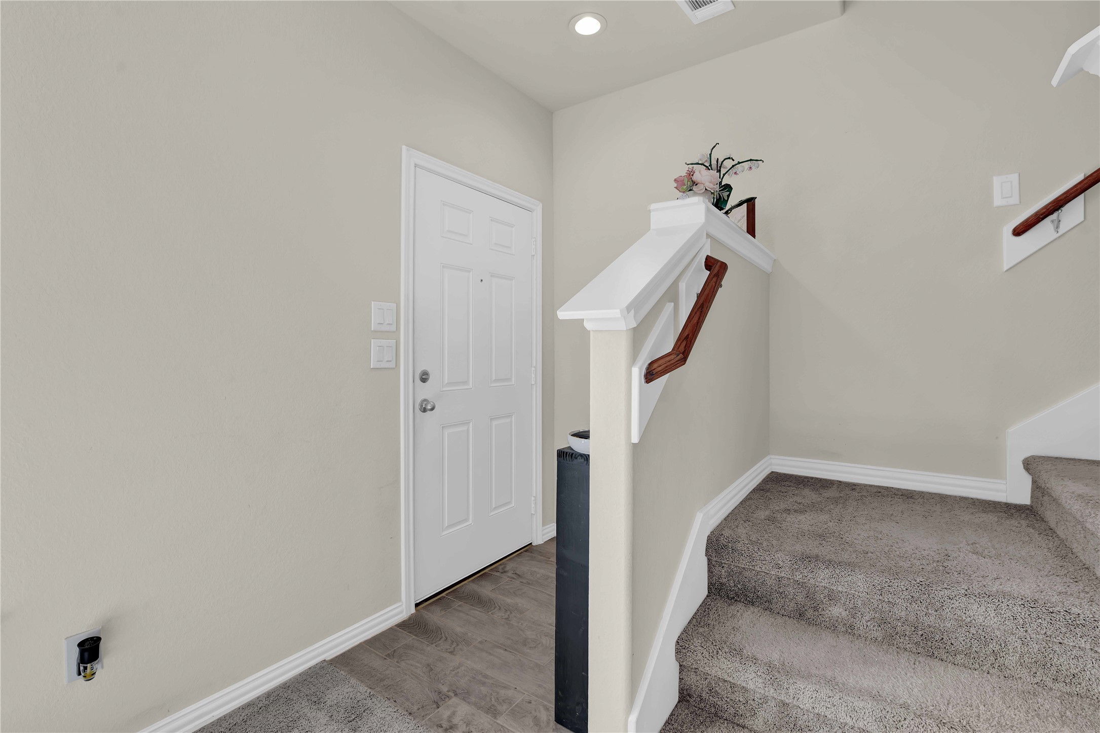17703 Lion Heart Road Conroe, TX 77306 - Photo 4 of 26 a view of hallway with stairs