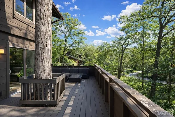 $290,000 | 1514 Birnamwood Trail Drive, Ballwin, MO 63021