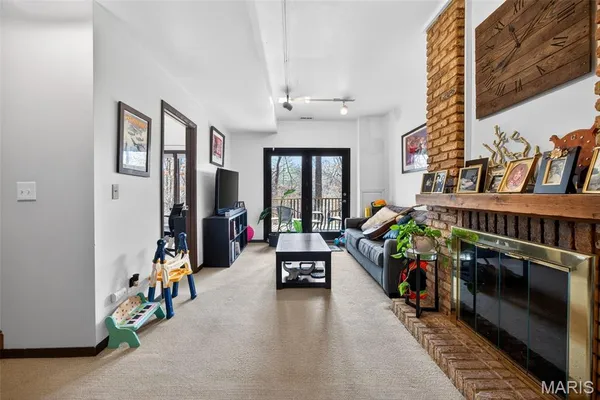 $290,000 | 1514 Birnamwood Trail Drive, Ballwin, MO 63021