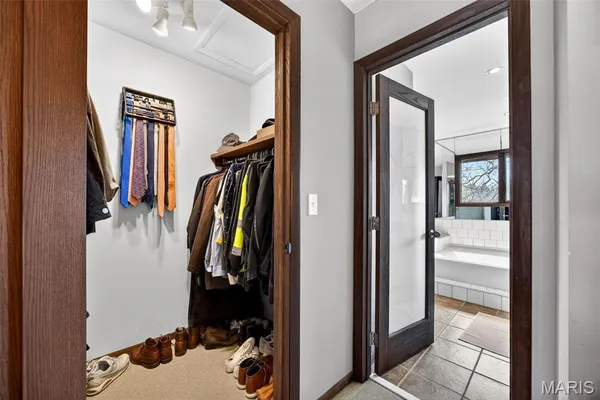 $290,000 | 1514 Birnamwood Trail Drive, Ballwin, MO 63021