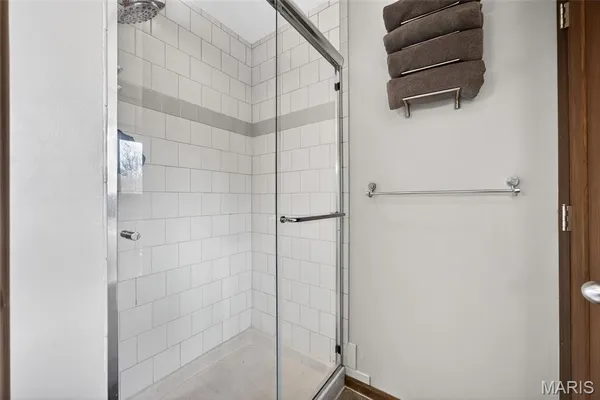 $290,000 | 1514 Birnamwood Trail Drive, Ballwin, MO 63021