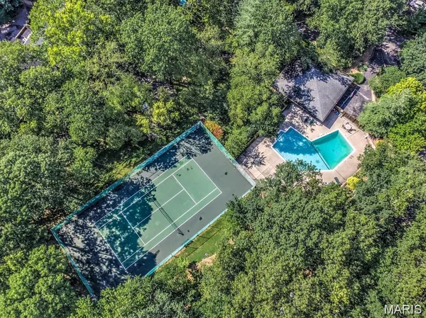 $290,000 | 1514 Birnamwood Trail Drive, Ballwin, MO 63021