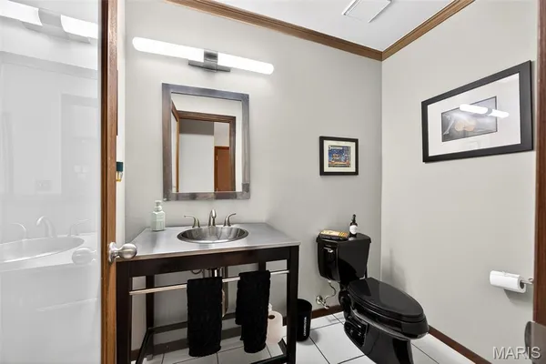 $290,000 | 1514 Birnamwood Trail Drive, Ballwin, MO 63021