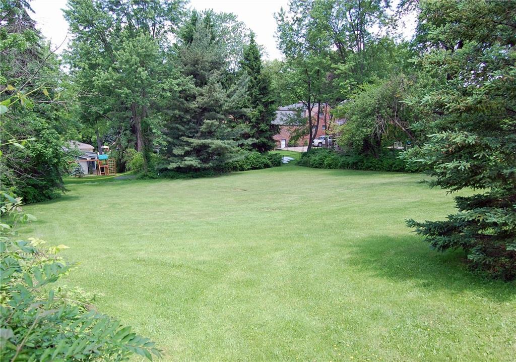 850 Bower Hill Road Pittsburgh, PA 15243 - Photo 7 of 13 Back yard.