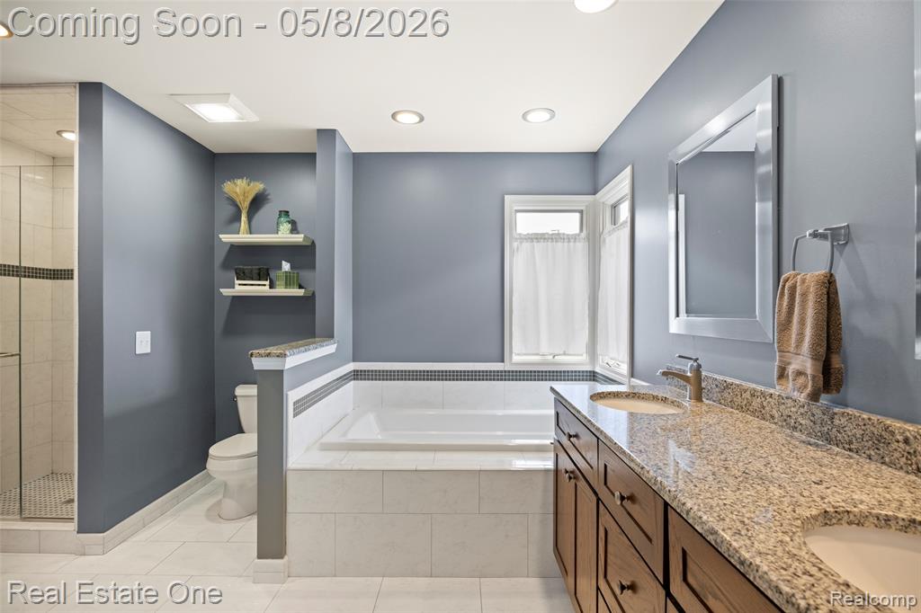 2527 Munster Road Rochester Hills, MI 48309 - Photo 16 of 49 Gallery Image 16