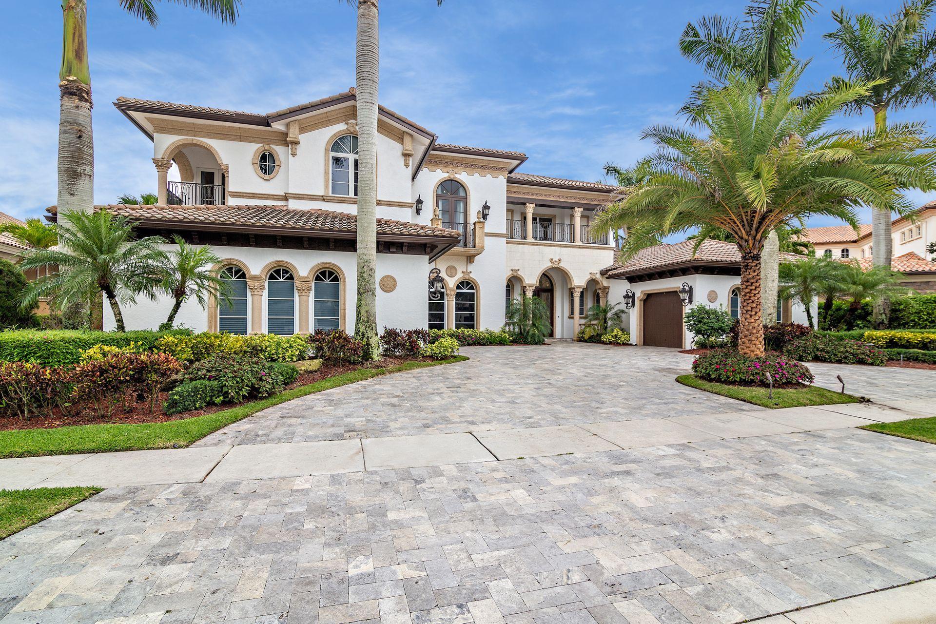 8424 Delprado Drive Delray Beach, FL 33446 - Photo 2 of 4 2